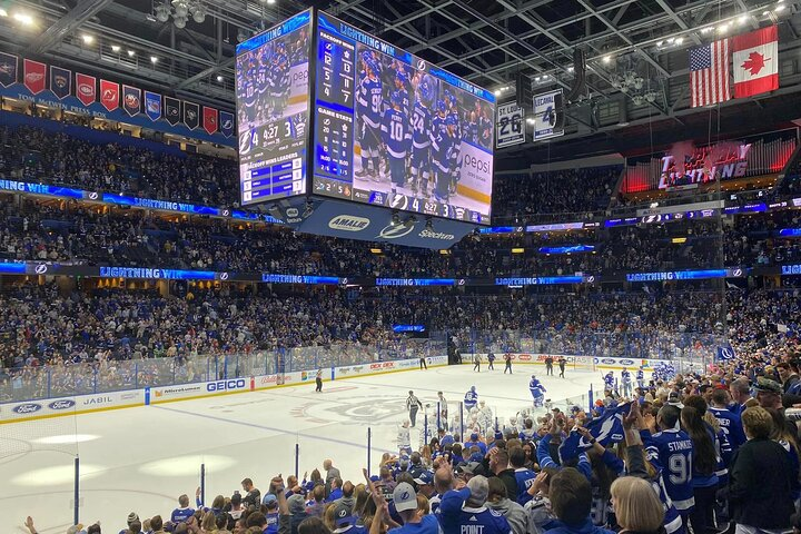 Tampa Bay Lightning Ice Hockey Game Ticket at Amalie Arena - Photo 1 of 4